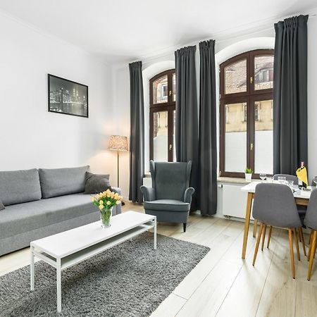 Old Town Studio Swiety Wojciech Street - Poznan By Noclegi Renters Luaran gambar