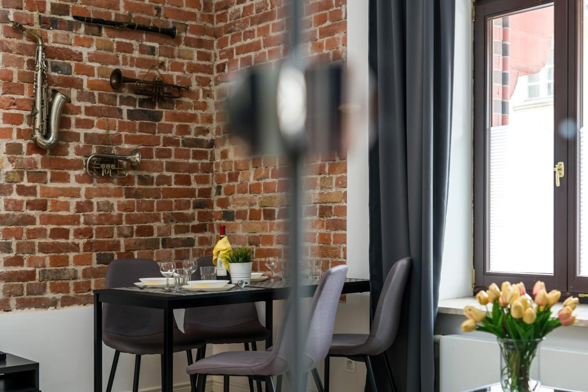 Old Town Studio Swiety Wojciech Street - Poznan By Noclegi Renters Luaran gambar